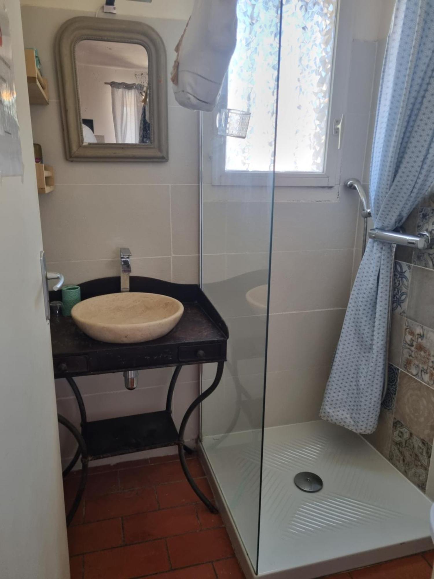 Apartment En Privee Proche *